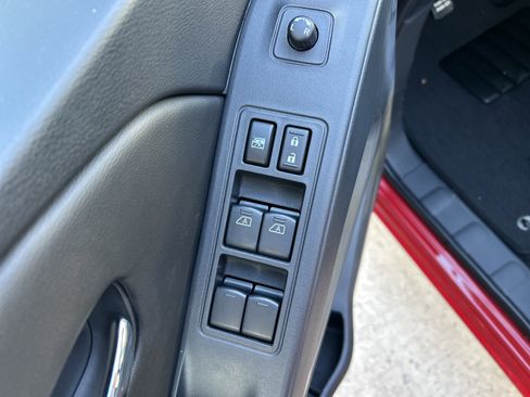 New 2026 Nissan Frontier SV image 9