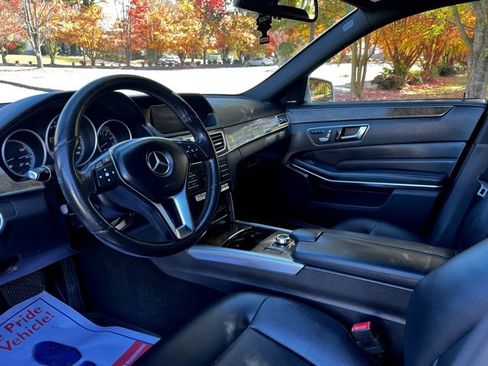 Used 2016 Mercedes-Benz E 350 4MATIC Sedan image 11