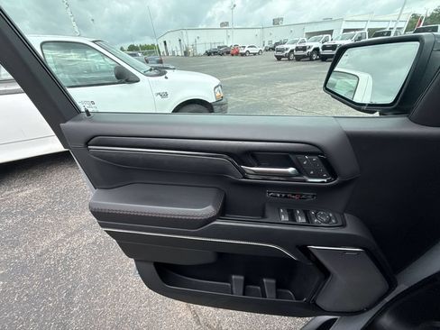 Certified 2025 GMC Sierra 1500 AT4X AWD/4WD image 29
