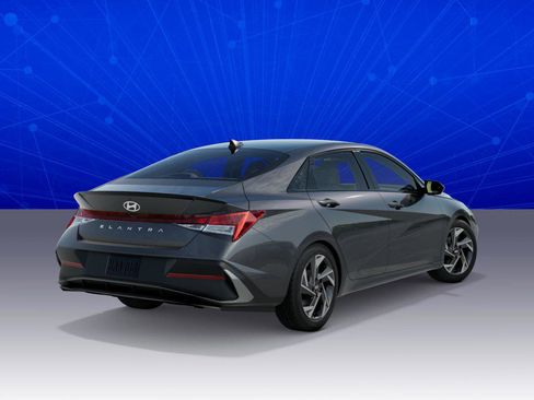 New 2026 Hyundai Elantra SEL Sport FWD image 4