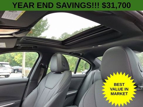 Used 2025 BMW 330i Sedan image 16