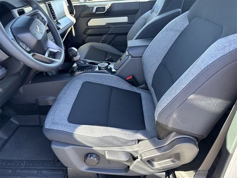 New 2025 Ford Bronco 2-Door w/ Sasquatch Package image 9