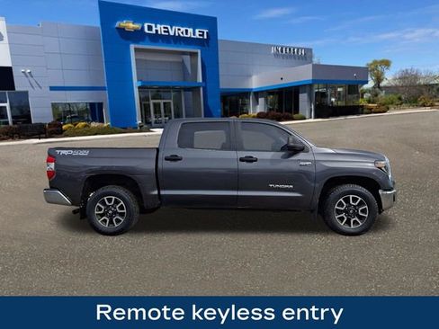 Used 2020 Toyota Tundra SR5 w/ TRD Off-Road Package image 10