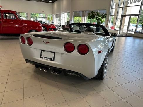 Used 2010 Chevrolet Corvette Grand Sport w/ Preferred Equipment Group RWD image 5