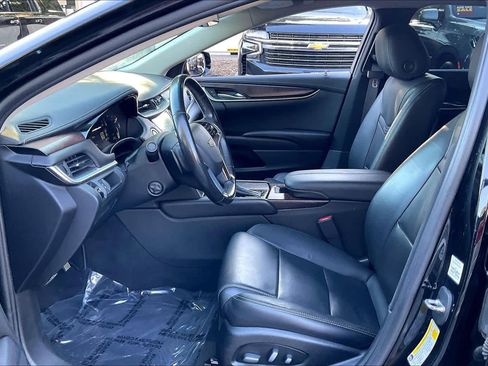 Used 2019 Cadillac XTS Luxury image 24