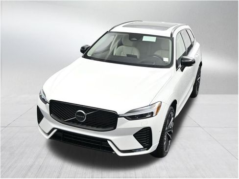 New 2026 Volvo XC60 B5 Ultra w/ Protection Package Premier AWD/4WD image 20
