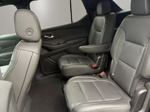 Used 2022 Chevrolet Traverse LT AWD/4WD image 14