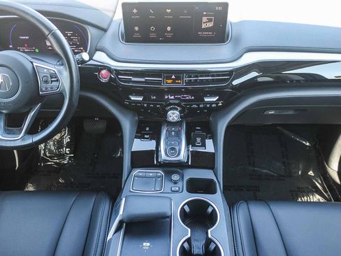Used 2023 Acura MDX SH-AWD image 13