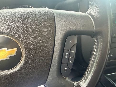 Used 2022 Chevrolet Express 3500 w/ Power Convenience Package RWD image 16
