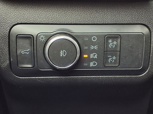 Certified 2022 Ford Escape SEL image 17