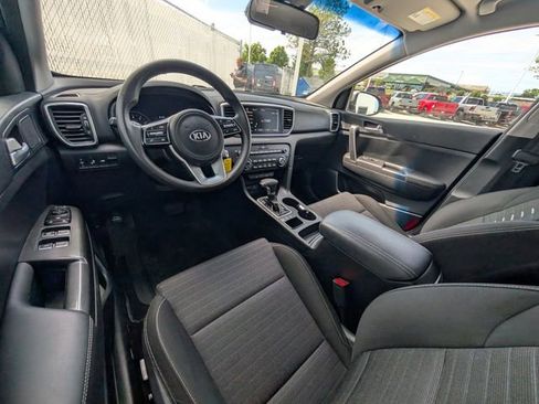 Used 2020 Kia Sportage LX w/ LX Popular Package AWD/4WD image 5