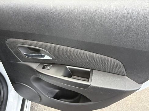 Used 2014 Chevrolet Cruze LTZ w/ RS Package FWD image 17