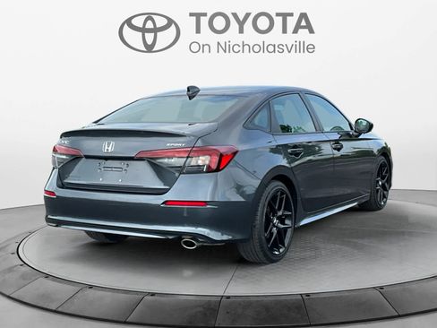Used 2025 Honda Civic Sport image 6