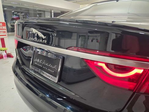 Used 2023 Jaguar XF R-Dynamic SE image 16