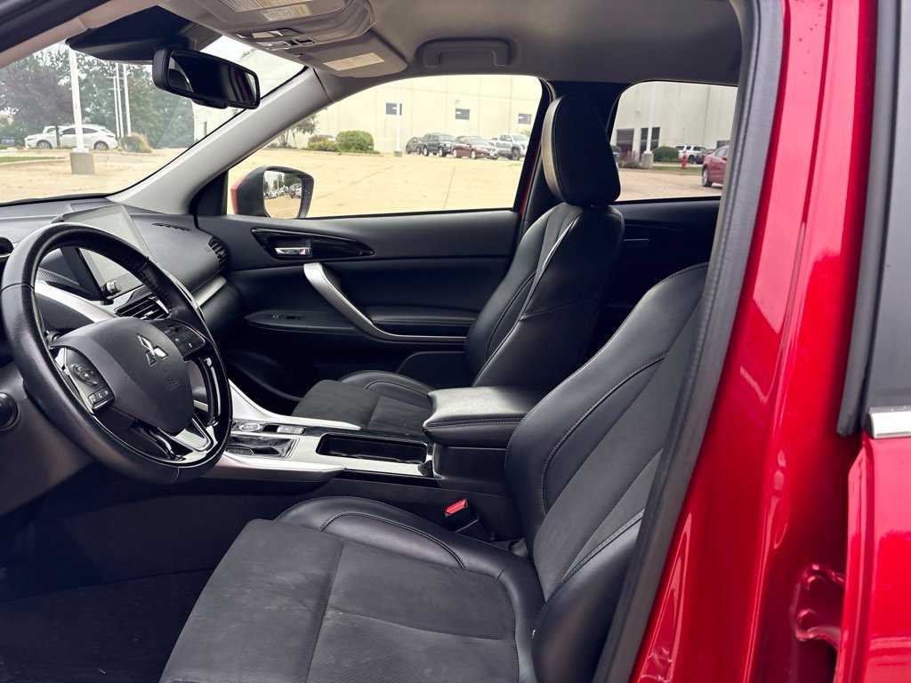 Used 2024 Mitsubishi Eclipse Cross SE AWD/4WD image 11