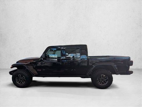 New 2026 Jeep Gladiator Mojave image 4