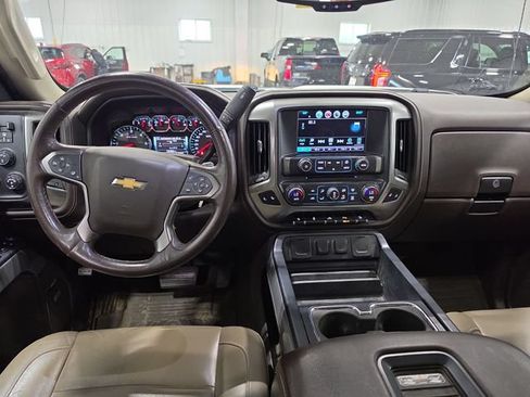 Used 2017 Chevrolet Silverado 2500 LTZ w/ Vortec Plus Package AWD/4WD image 4