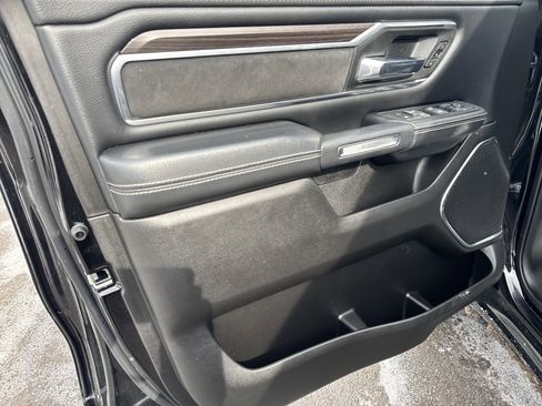 Used 2025 RAM 1500 Laramie image 16