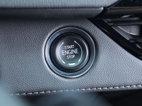 Used 2026 Buick Enclave Preferred w/ Power Package FWD image 26