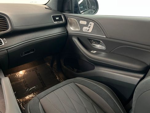 New 2026 Mercedes-Benz GLS 63 AMG 4MATIC image 10