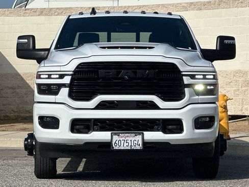 Used 2025 RAM 3500 Laramie w/ Night Edition AWD/4WD image 9