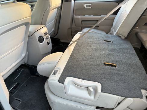 Used 2014 Honda Pilot EX image 17