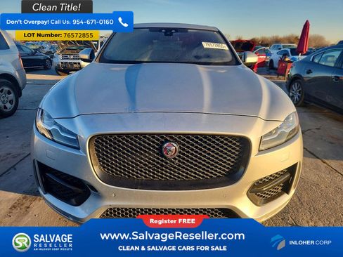Used 2017 Jaguar F-PACE R-Sport image 7