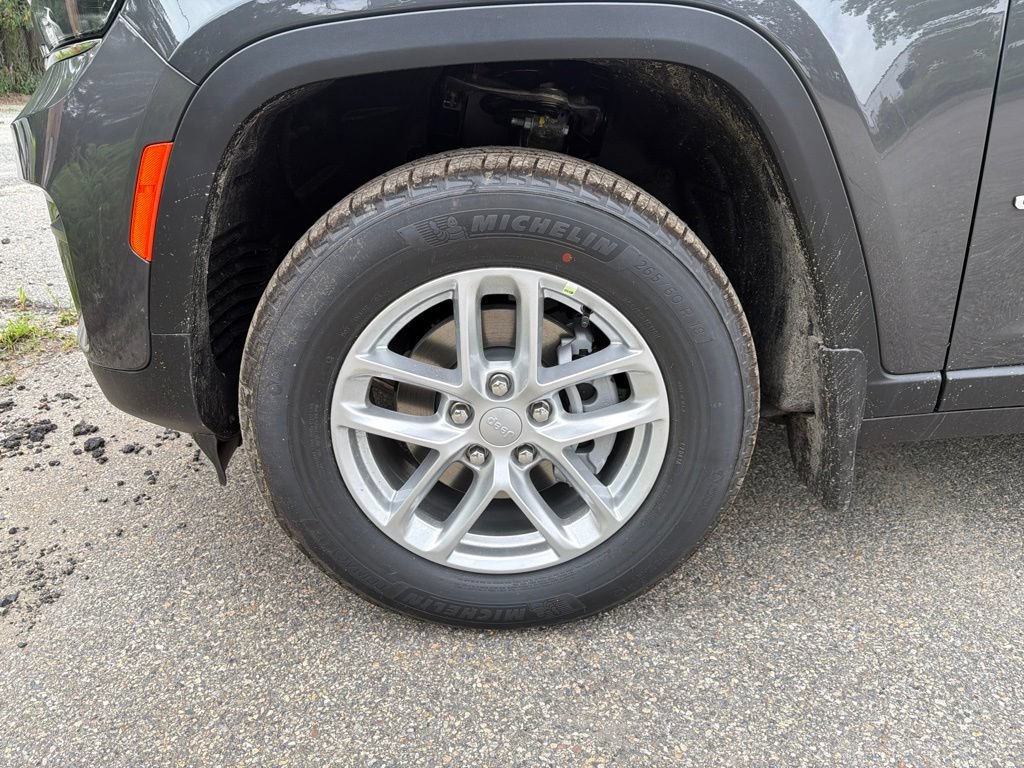 New 2026 Jeep Grand Cherokee Laredo X AWD/4WD image 25