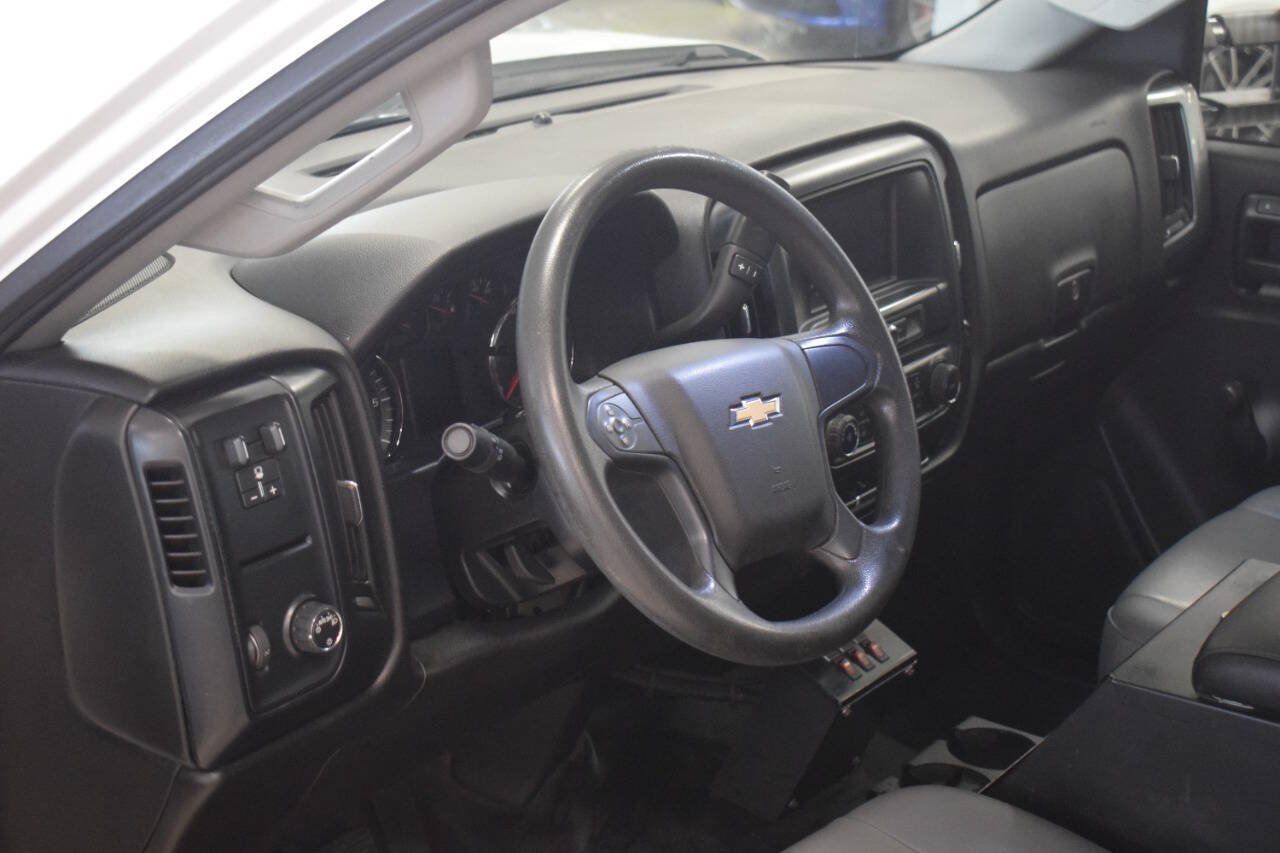 Used 2016 Chevrolet Silverado 3500 W/T RWD image 27