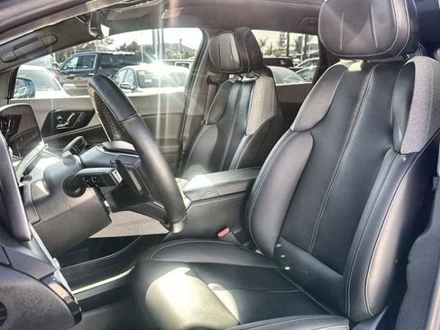 Used 2025 Cadillac Optiq Luxury 1 AWD/4WD image 20