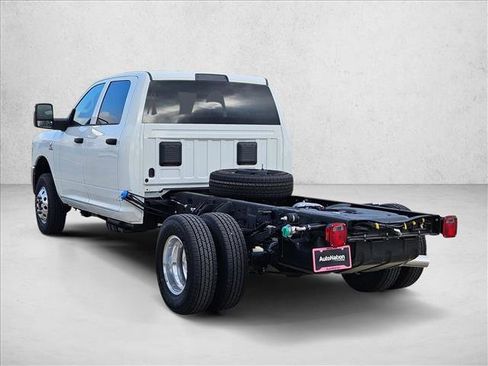 New 2025 RAM 3500 Tradesman w/ Chrome Appearance Group image 7
