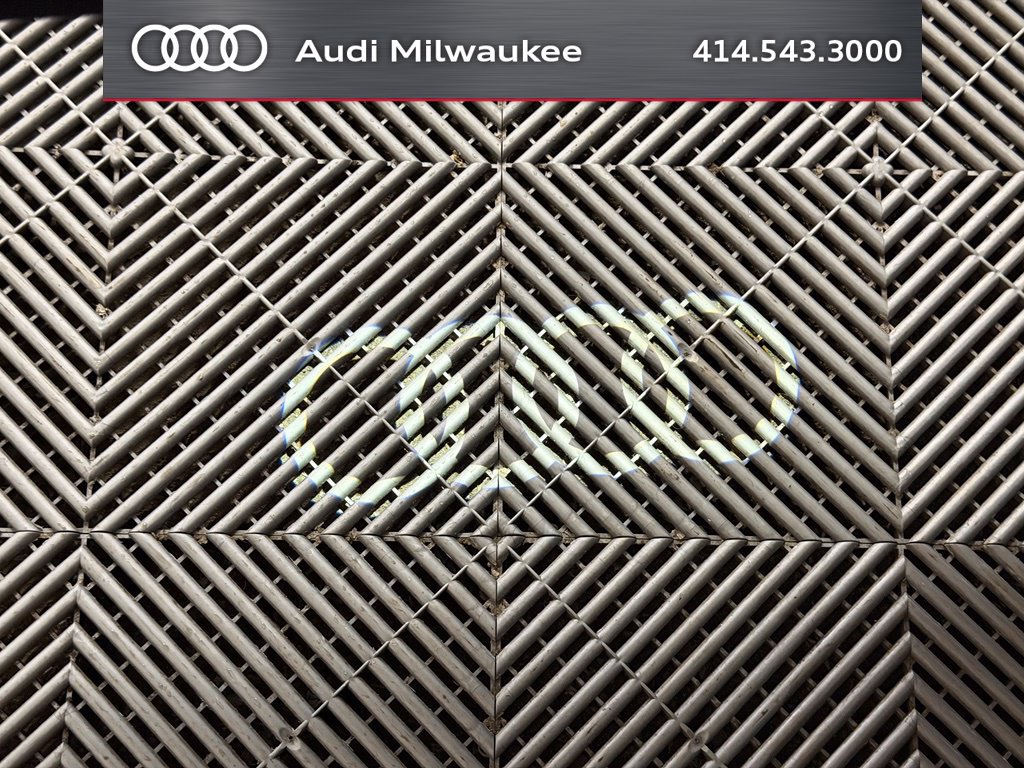 Used 2022 Audi A4 2.0T Premium Plus w/ Premium Plus Package AWD/4WD image 17
