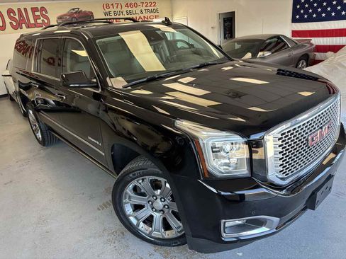 Used 2015 GMC Yukon XL Denali w/ Premium Package AWD/4WD image 5