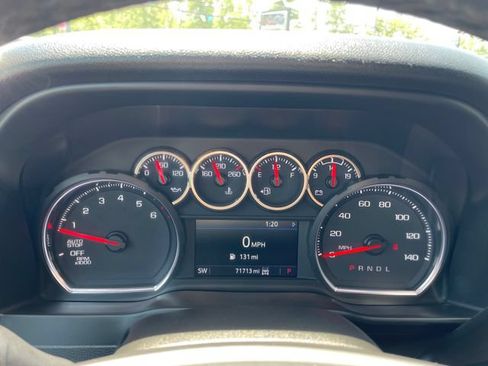 Used 2020 Chevrolet Silverado 1500 LT Trail Boss AWD/4WD image 17
