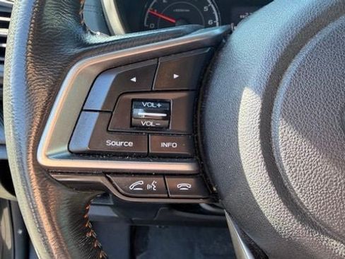 Used 2018 Subaru Crosstrek 2.0i Premium AWD/4WD image 18
