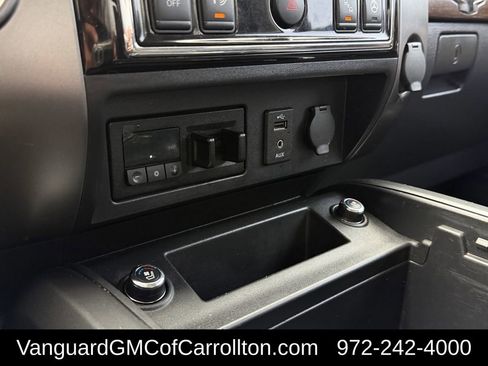 Used 2016 Nissan Titan Platinum Reserve RWD image 22