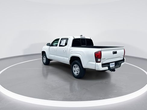 Used 2023 Toyota Tacoma SR AWD/4WD image 7