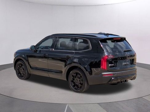Used 2021 Kia Telluride EX w/ EX Premium Package AWD/4WD image 3