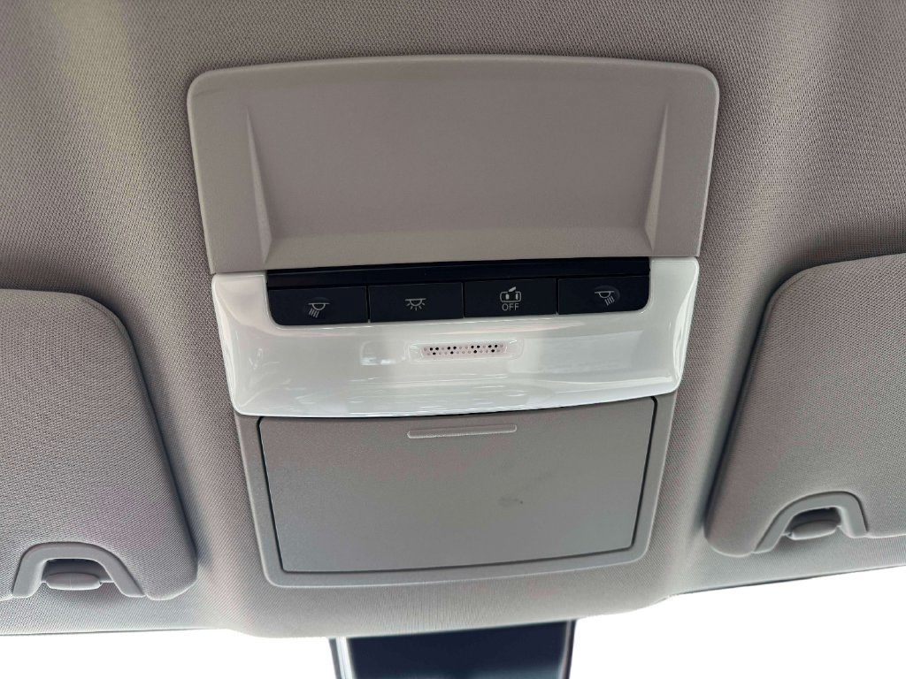 Used 2023 Nissan Altima 2.5 SR FWD image 32