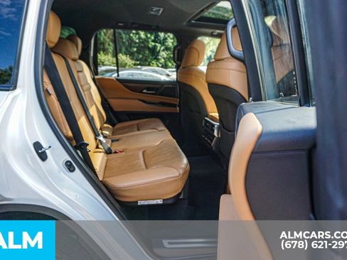 Used 2023 Lexus LX 600 4WD w/ Interior Upgrade Package image 24