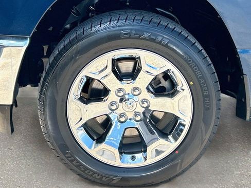 Used 2022 RAM 1500 Big Horn AWD/4WD image 40