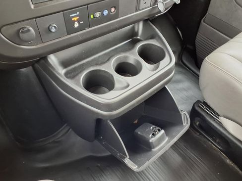 Used 2021 Chevrolet Express 3500 w/ Power Convenience Package image 19