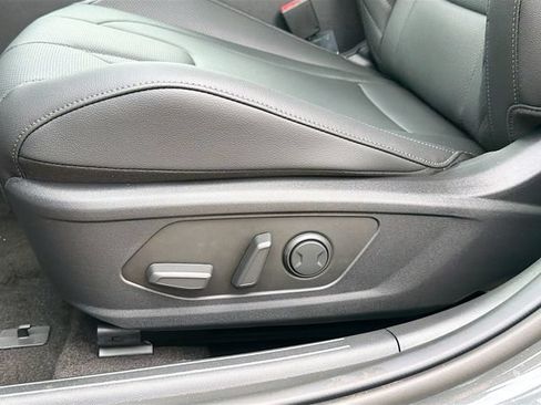 Certified 2026 Hyundai Elantra Limited FWD image 20