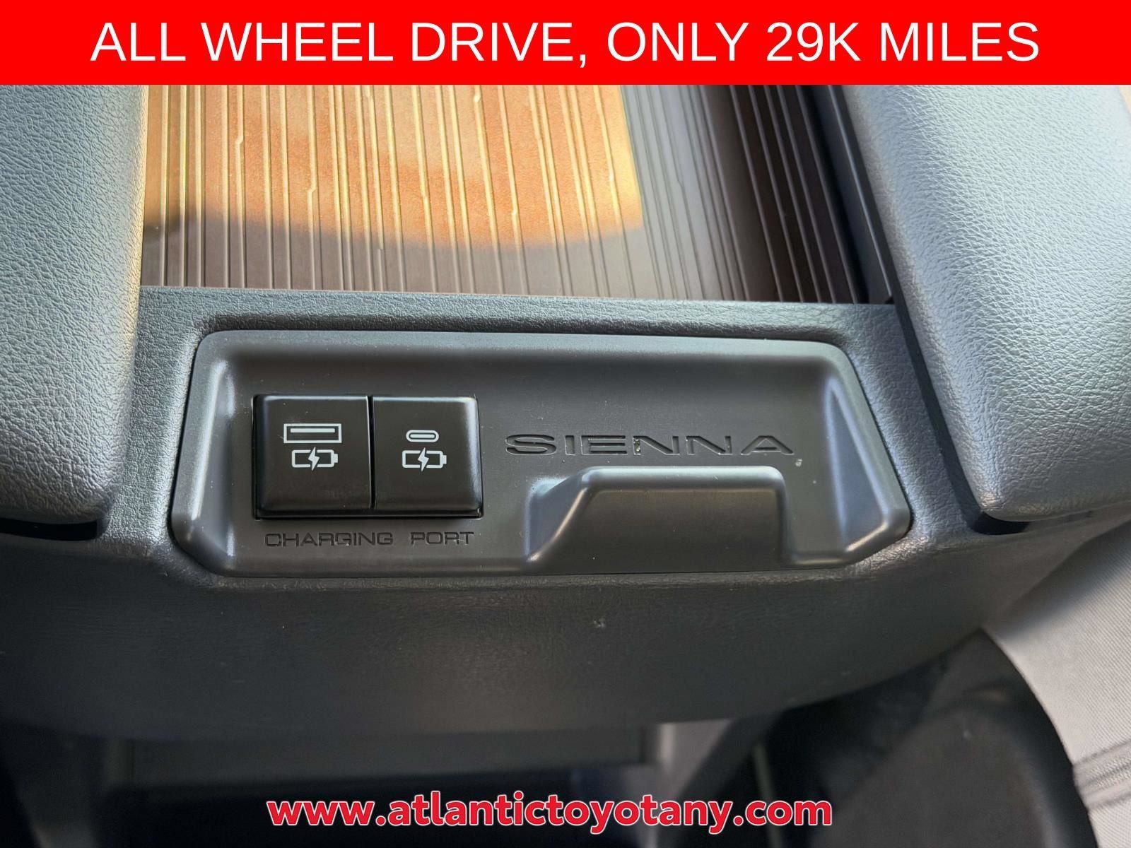 Used 2022 Toyota Sienna LE AWD/4WD image 18