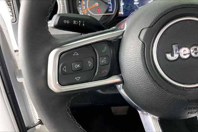 Used 2026 Jeep Wrangler Unlimited Sahara AWD/4WD image 10