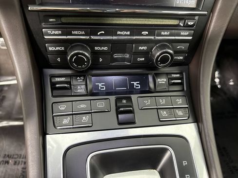 Used 2014 Porsche 911 Carrera 4S AWD/4WD image 30