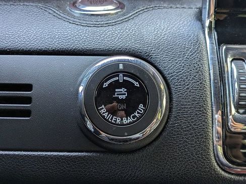 Used 2021 Lincoln Navigator Reserve image 32