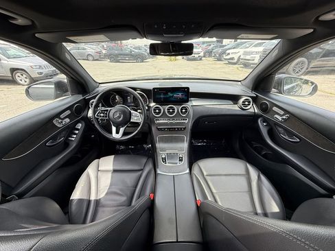 Used 2020 Mercedes-Benz GLC 300 4MATIC image 19