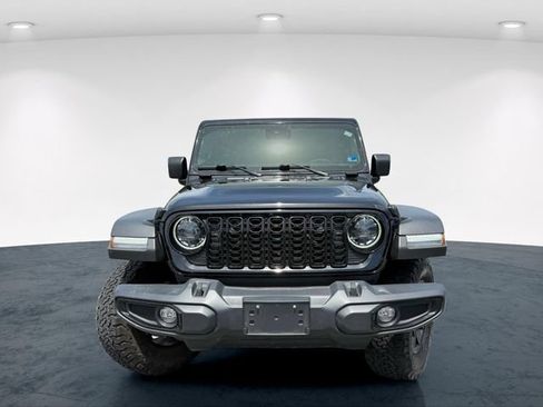 Used 2024 Jeep Wrangler Unlimited Sport AWD/4WD image 13