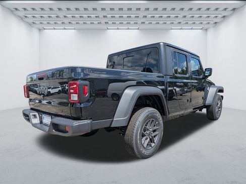 New 2025 Jeep Gladiator Sport AWD/4WD image 4